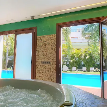 Luxury Frontal In Doncella Estepona