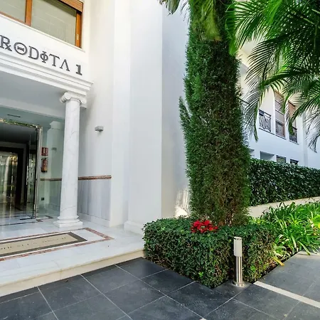 Luxury Frontal In Doncella * Estepona
